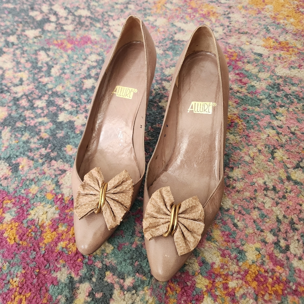 ✨️Vtg Allure Pumps